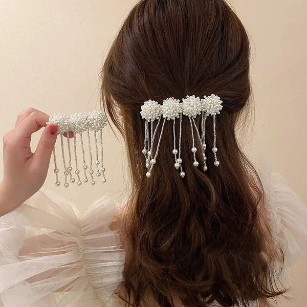 Pearl Tassel Clip