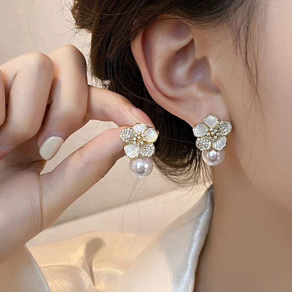 French White Flower Zircon Earrings