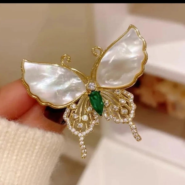 Fashion Brooch Type : M