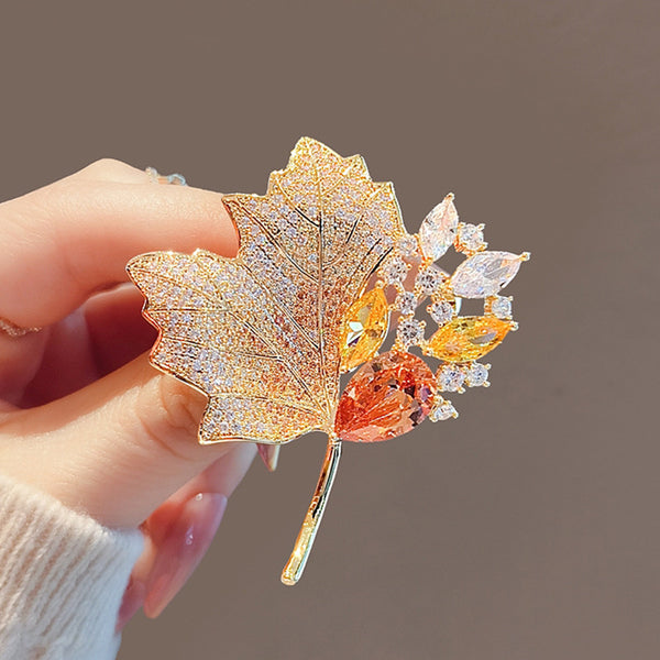 Fashion Brooch Elegant Crystal Maple Leaf