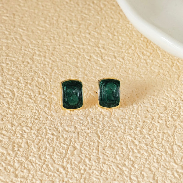 Green Studs